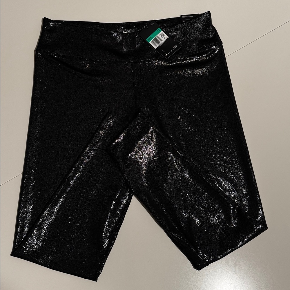 Nike tight fit mid rise 7/8 length size XL